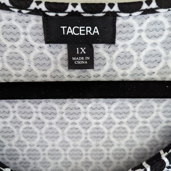 Tacera Ruffle Sleeve shift dress size 1X - Picture 4 of 6